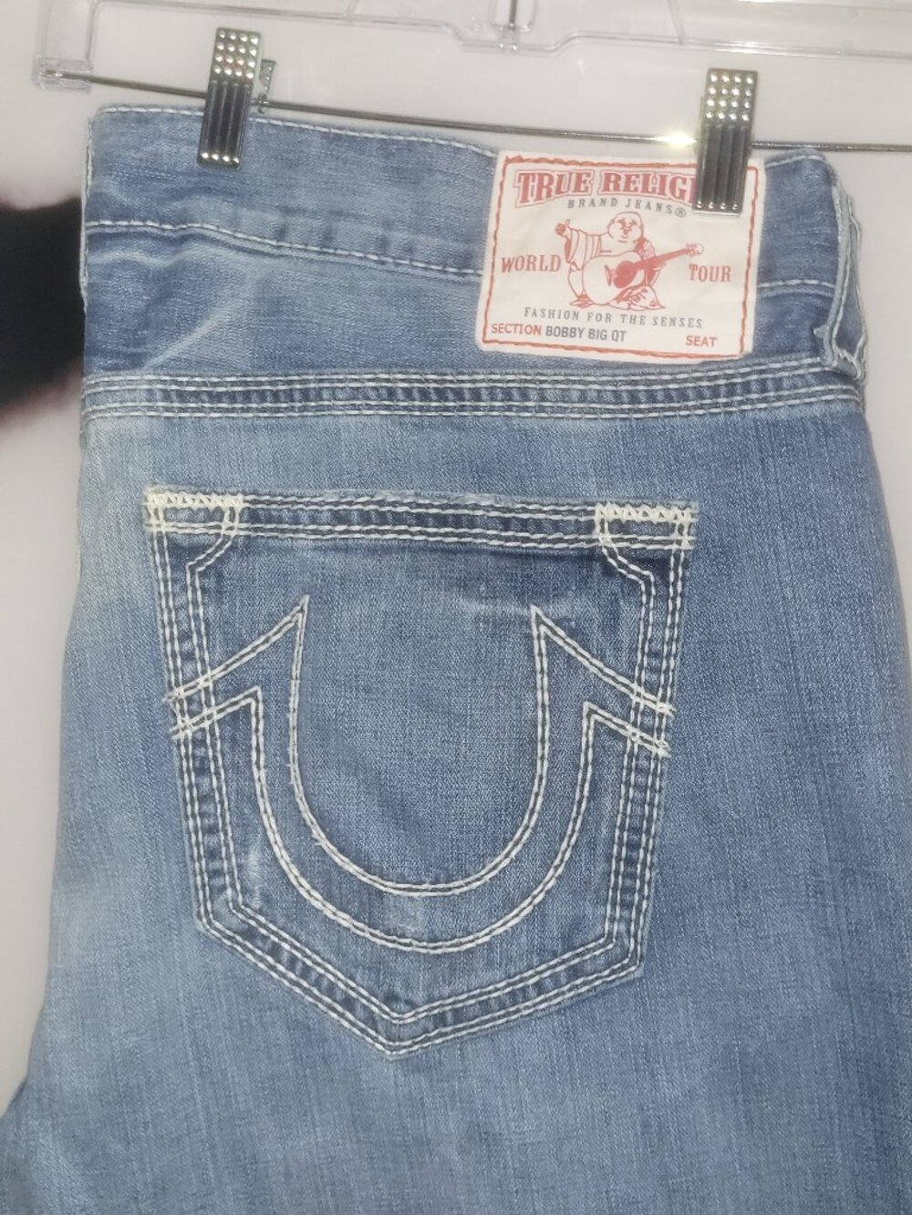 44/34 True Religion White Stitching